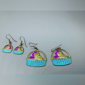 Pink Bow Cat In Teal Basket Mother Daughter Kitty Earrings